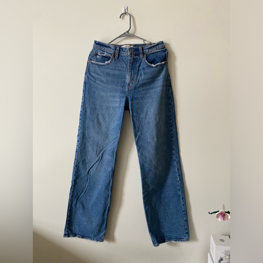 Abercrombie & Fitch The 90’s Relaxed Jean High Rise Size 27/4 regular